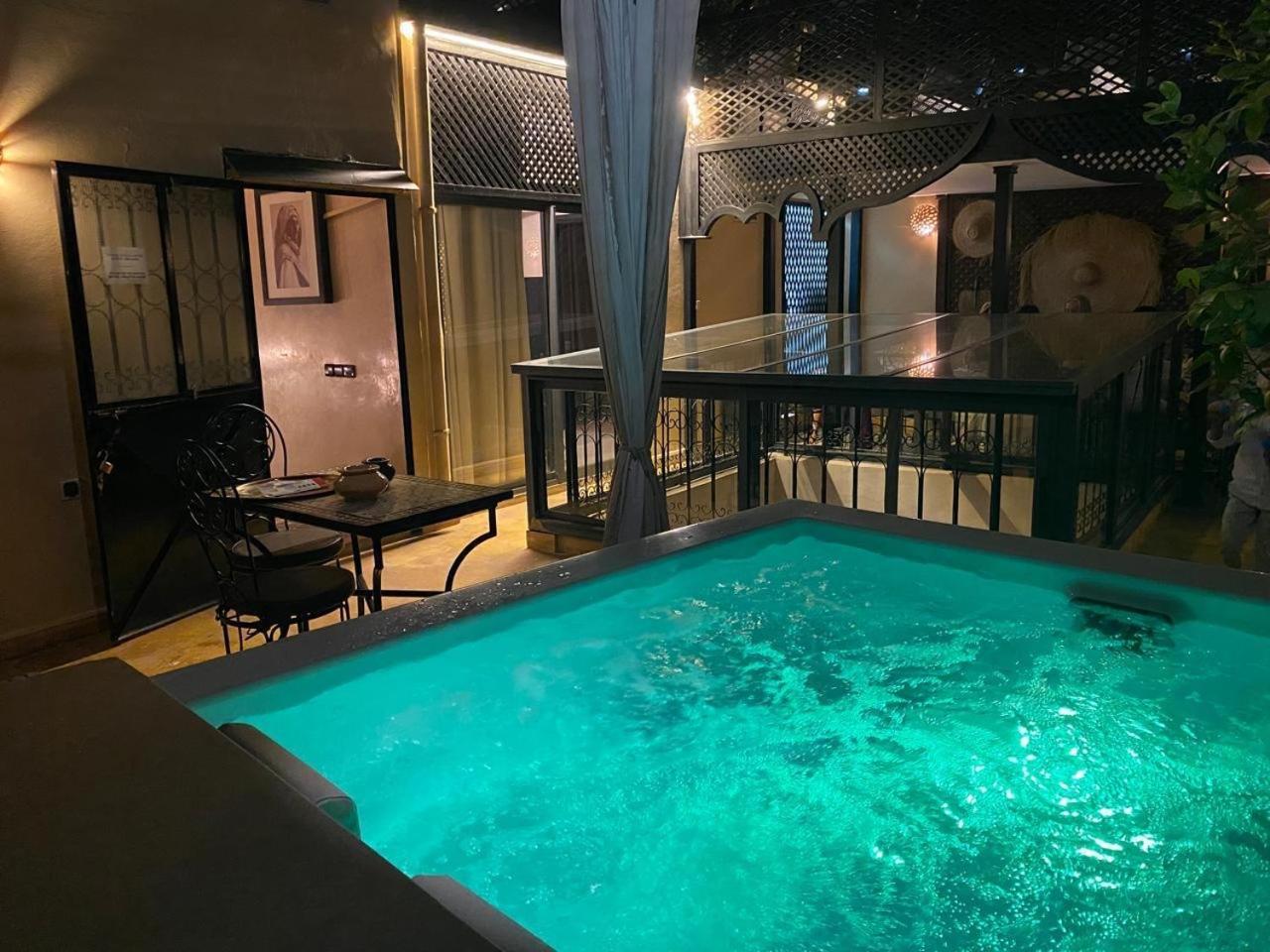 Riad Art De Vivre Avec Jacuzzi Marrakesh Exterior photo